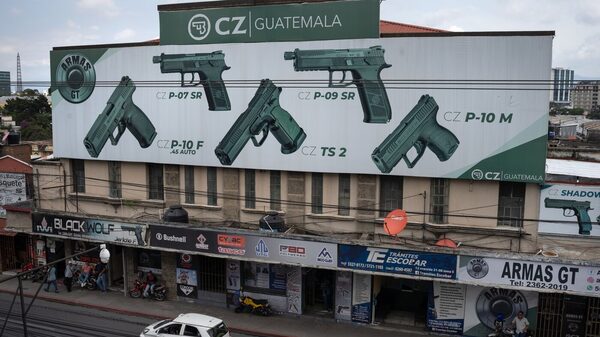 EE.UU. está empujando armas a Guatemala, país que califica de violento y corrupto EE.UU. está empujando armas a Guatemala, país que califica de violento y corrupto