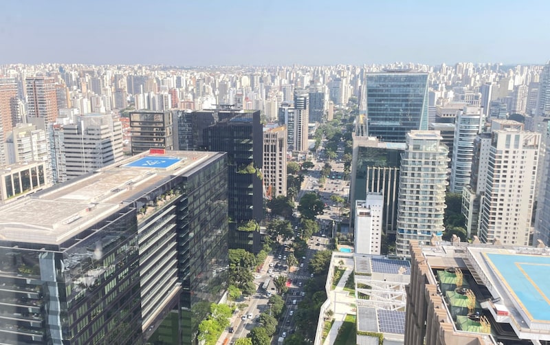 Faria Lima: Pátio Malzoni, sede do Google e BTG Pactual, diante da sede do Itaú BBA, ao lado do heliponto do Faria Lima Financial Center Faria Lima: Pátio Malzoni, sede do Google e BTG Pactual, diante da sede do Itaú BBA, ao lado do heliponto do Faria Lima Financial Center