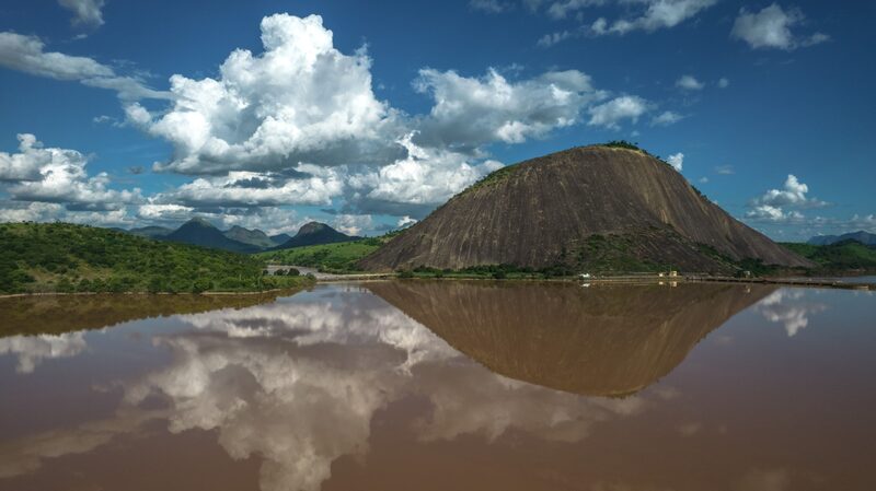 A 200,000-strong suit in the UK is demanding $7 billion in damages from BHP, partner of Samarco, the company that owned the dam that destroyed indigenous land in Brazil's Minas Gerais state. A 200,000-strong suit in the UK is demanding $7 billion in damages from BHP, partner of Samarco, the company that owned the dam that destroyed indigenous land in Brazil's Minas Gerais state.