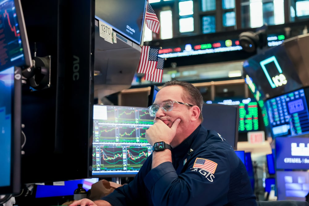 Traders On The Floor Of The New York Stock Exchange As Fed Chair Powell Holds New Conference Traders On The Floor Of The New York Stock Exchange As Fed Chair Powell Holds New Conference