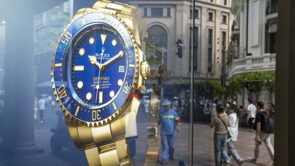 Tarifas afetam relógios de luxo: exportações da Suíça recuam 17% em agosto Tarifas afetam relógios de luxo: exportações da Suíça recuam 17% em agosto