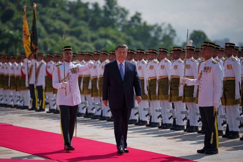 El líder chino se reunió el miércoles con el rey de Malasia, el sultán Ibrahim Iskandar. El líder chino se reunió el miércoles con el rey de Malasia, el sultán Ibrahim Iskandar.