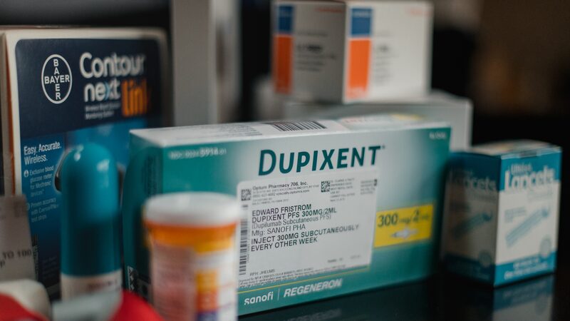 Lucro da Sanofi cresce com medicamento para asma e pele apesar de queda com vacinas Lucro da Sanofi cresce com medicamento para asma e pele apesar de queda com vacinas