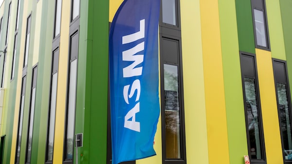 ASML complica valoración de acciones al dejar de reportar pedidos: qué ver en sus resultados ASML complica valoración de acciones al dejar de reportar pedidos: qué ver en sus resultados