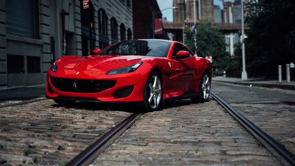 Analista de Citi recomienda vender acciones de Ferrari por su “valoración elevada” Analista de Citi recomienda vender acciones de Ferrari por su “valoración elevada”