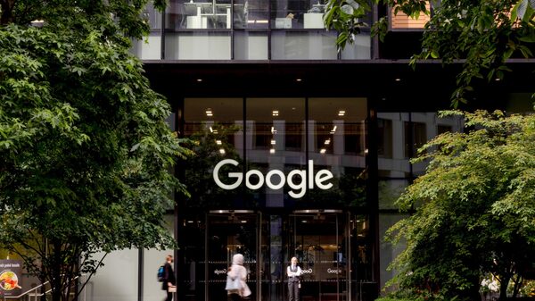 Google Bets on Hybrid Work With $1 Billion London Office Deal Google Bets on Hybrid Work With $1 Billion London Office Deal
