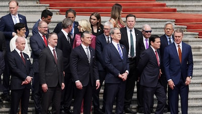 China apuesta por reducir tensiones militares con EE.UU. tras el encuentro Trump-Xi China apuesta por reducir tensiones militares con EE.UU. tras el encuentro Trump-Xi
