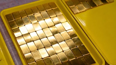 El oro sube tras acuerdo alcanzado entre EE.UU. e Irán para reabrir el estrecho de Ormuz El oro sube tras acuerdo alcanzado entre EE.UU. e Irán para reabrir el estrecho de Ormuz