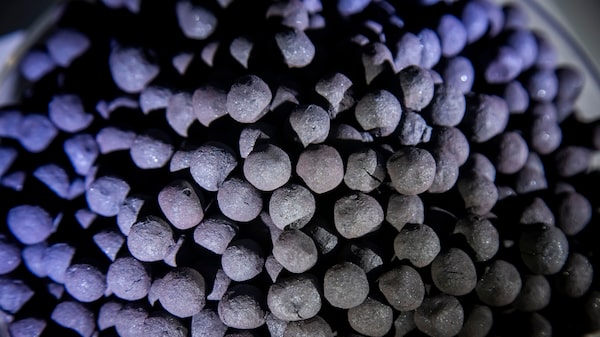 Vale incumple previsiones de producción de hierro, pero supera estimaciones de ganancias Vale incumple previsiones de producción de hierro, pero supera estimaciones de ganancias