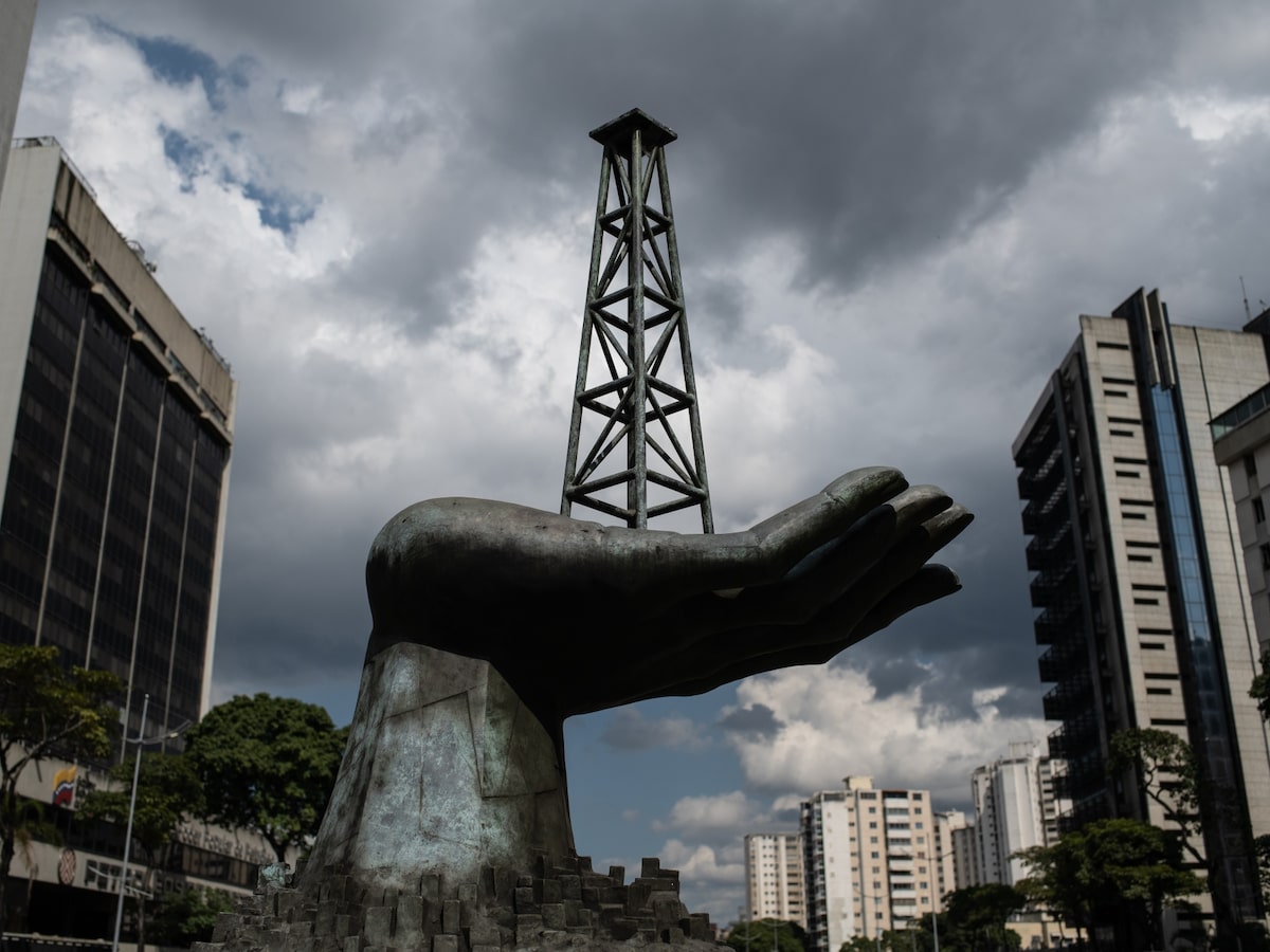 Nueva ley petrolera de Venezuela en discusión