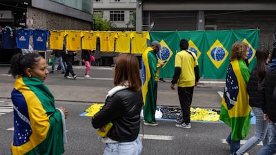 EUA e Austrália suspendem serviços consulares no Brasil antes das eleições EUA e Austrália suspendem serviços consulares no Brasil antes das eleições