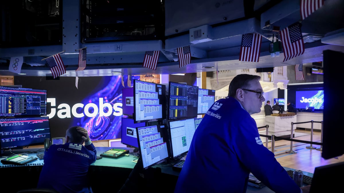 S&P 500 logra su mayor avance semanal desde noviembre a la espera de diálogos en Medio Oriente