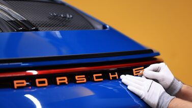 Acciones de Porsche se encuentran entre los valores más débiles del sector Acciones de Porsche se encuentran entre los valores más débiles del sector