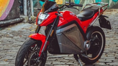 iFood e Voltz apostam em motos elétricas para entregadores iFood e Voltz apostam em motos elétricas para entregadores