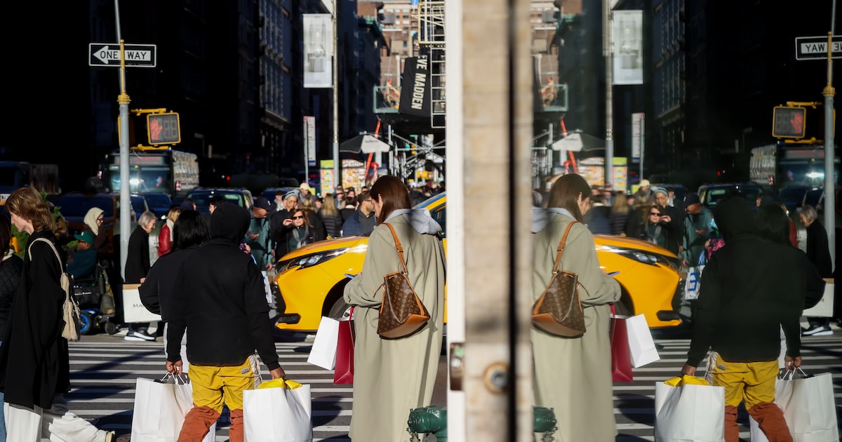 CONFIANZA CONSUMIDOR EE.UU. ALZA ABRIL