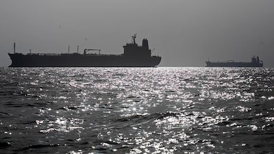 Las bolsas de Asia fluctúan y el petróleo cae tras señales mixtas sobre negociaciones con Irán Las bolsas de Asia fluctúan y el petróleo cae tras señales mixtas sobre negociaciones con Irán