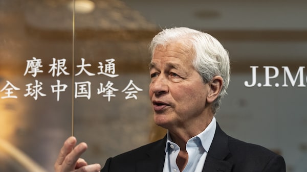 CEO de JPMorgan lanza alerta: las tasas podrían subir mucho más tras caída de bonos CEO de JPMorgan lanza alerta: las tasas podrían subir mucho más tras caída de bonos
