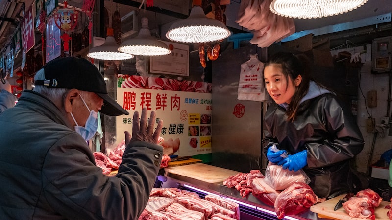 China vê preços da carne suína reagirem, mas demanda ainda limita recuperação China vê preços da carne suína reagirem, mas demanda ainda limita recuperação