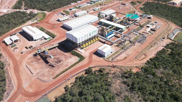 EUA investem US$ 465 mi em projeto de terras raras em Goiás EUA investem US$ 465 mi em projeto de terras raras em Goiás