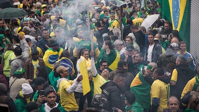 Cómo Bolsonaro llevó a Brasil hasta el borde, y luego dio un paso atrás Cómo Bolsonaro llevó a Brasil hasta el borde, y luego dio un paso atrás