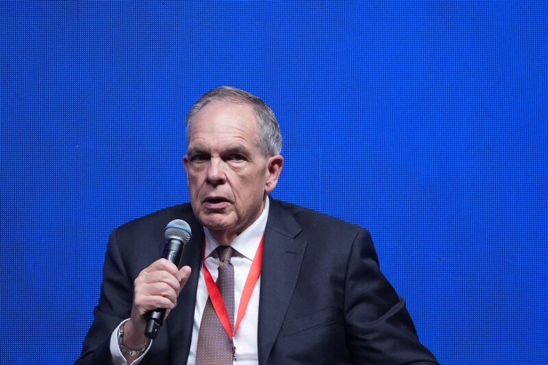 Ronald O'Hanley durante la Cumbre de Inversión de Líderes Financieros Mundiales celebrada en Hong Kong, China, el martes 4 de noviembre.
Fotógrafo: Lam Yik/Bloomberg Ronald O'Hanley durante la Cumbre de Inversión de Líderes Financieros Mundiales celebrada en Hong Kong, China, el martes 4 de noviembre.
Fotógrafo: Lam Yik/Bloomberg