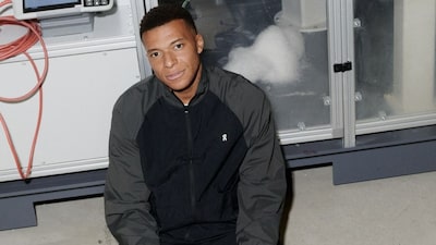 Mbappé cambia Nike por On: acciones, precios objetivo y la apuesta por el fútbol Mbappé cambia Nike por On: acciones, precios objetivo y la apuesta por el fútbol