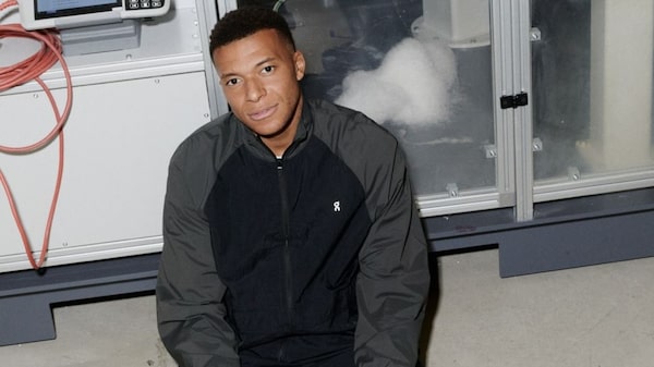Mbappé cambia Nike por On: acciones, precios objetivo y la apuesta por el fútbol Mbappé cambia Nike por On: acciones, precios objetivo y la apuesta por el fútbol