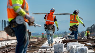 EUA criam 22 mil vagas em agosto, abaixo do esperado, e cresce aposta em corte do Fed EUA criam 22 mil vagas em agosto, abaixo do esperado, e cresce aposta em corte do Fed