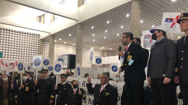 Pilotos aplazan huelga en Aeromar ante promesa de pago parcial de adeudos Pilotos aplazan huelga en Aeromar ante promesa de pago parcial de adeudos