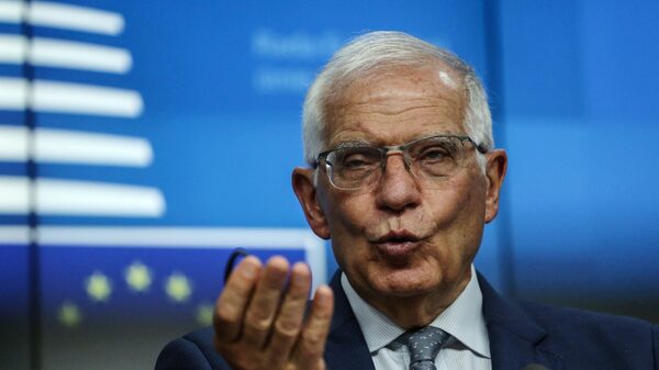 Serbia y Kosovo avanzan en la reparación de lazos, dice enviado de la UE Serbia y Kosovo avanzan en la reparación de lazos, dice enviado de la UE