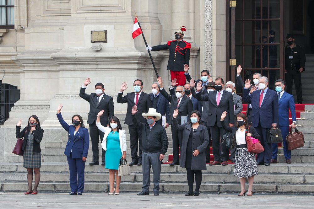 Voto de confianza en Perú: Mirtha Vásquez y el Gabinete Ministerial se presentan ante el Congreso de la República. Voto de confianza en Perú: Mirtha Vásquez y el Gabinete Ministerial se presentan ante el Congreso de la República.