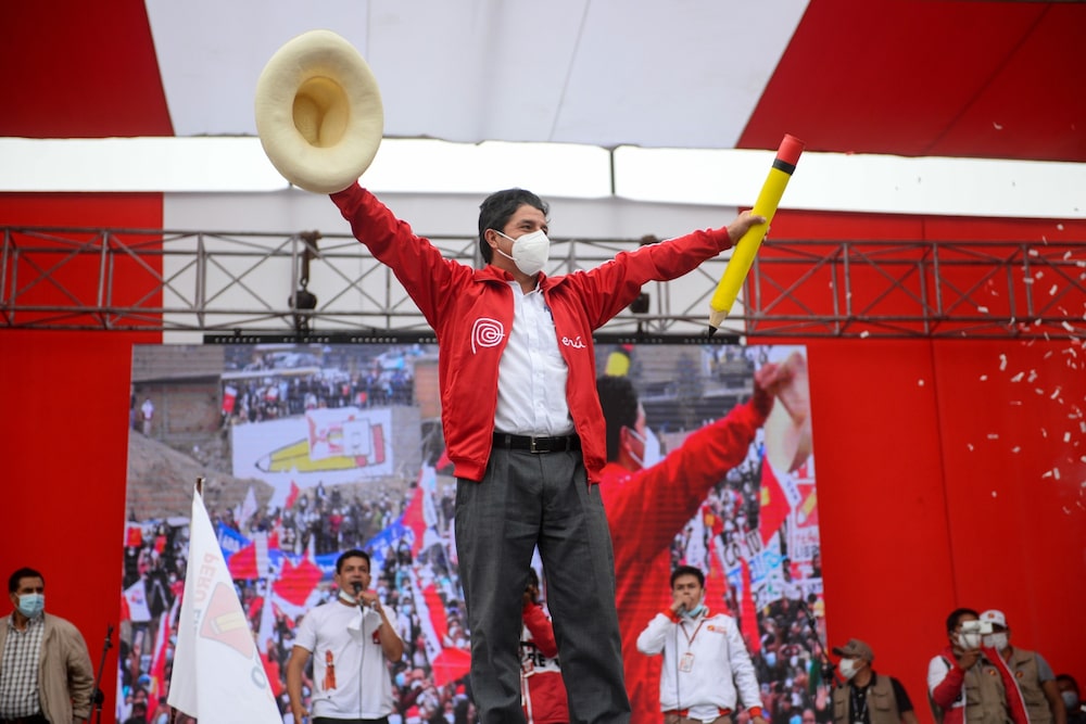Castillo asiste a un mitin de campaña en Lima el 27 de mayo. Castillo asiste a un mitin de campaña en Lima el 27 de mayo.