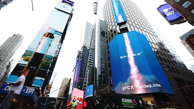 SpaceX le quita el trono a Tesla: tras salir a bolsa, ya es la empresa más valiosa de Musk SpaceX le quita el trono a Tesla: tras salir a bolsa, ya es la empresa más valiosa de Musk