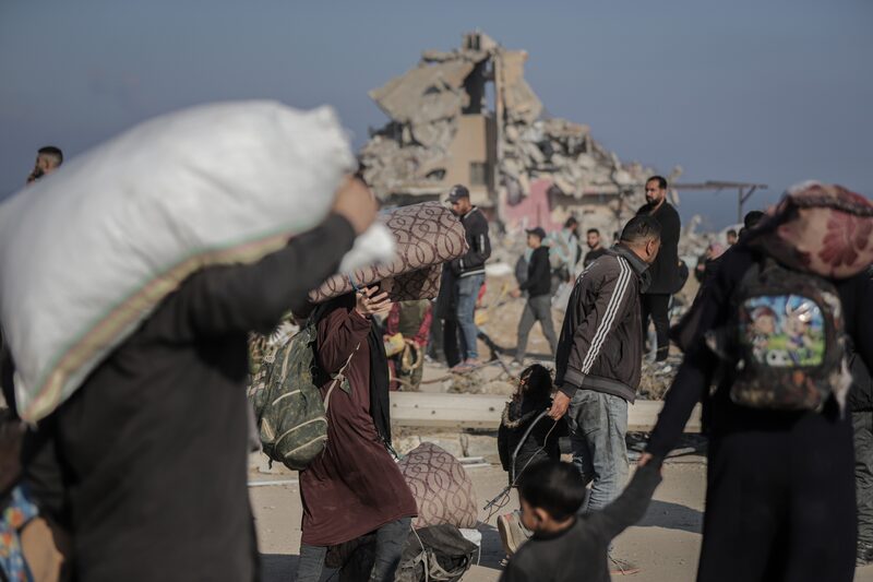 Arabia Saudí calificó el plan de “violación de los derechos legítimos del pueblo palestino”. Arabia Saudí calificó el plan de “violación de los derechos legítimos del pueblo palestino”.