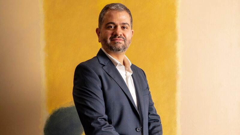 En total, la empresa genera 5.400 empleos directos, de los que el 25 % es personal administrativo y el 75 % operativo. En total, la empresa genera 5.400 empleos directos, de los que el 25 % es personal administrativo y el 75 % operativo.