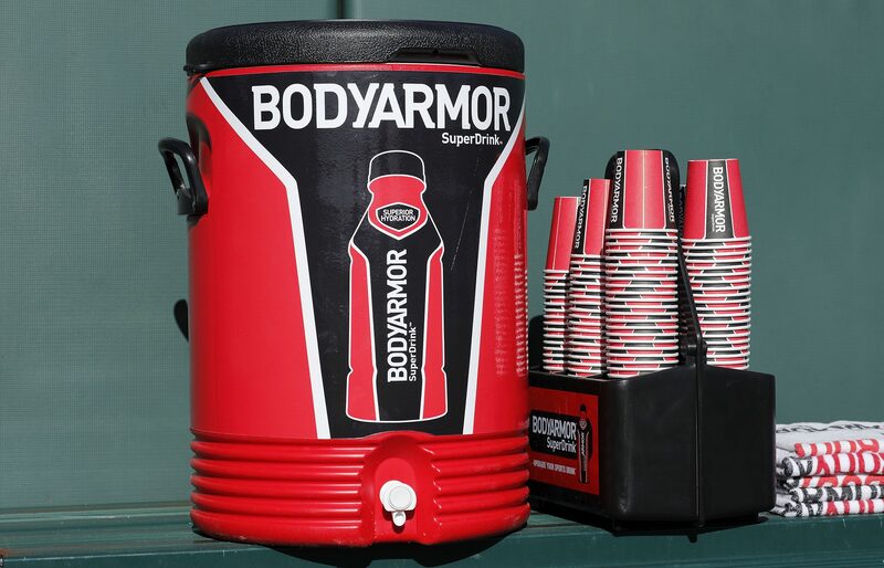 Coca-Cola quer usar marca para competir no mercado de bebidas esportivas, dominado pela Gatorade Coca-Cola quer usar marca para competir no mercado de bebidas esportivas, dominado pela Gatorade