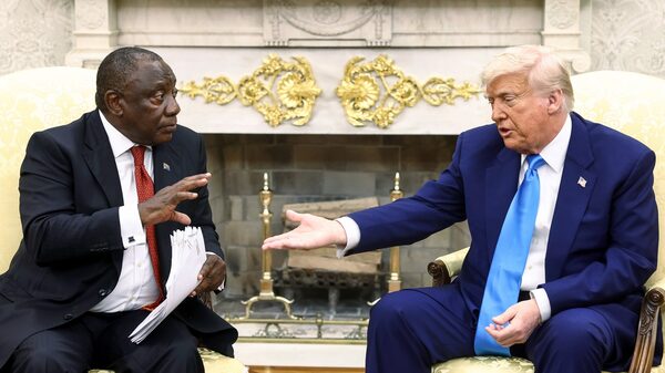 Donald Trump dice que no invitará a Sudáfrica al G-20 del próximo 2026 en Miami Donald Trump dice que no invitará a Sudáfrica al G-20 del próximo 2026 en Miami