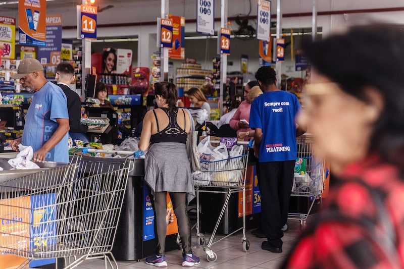 Brazils consumer prices rose 0.58% from a month earlier. Brazils consumer prices rose 0.58% from a month earlier.