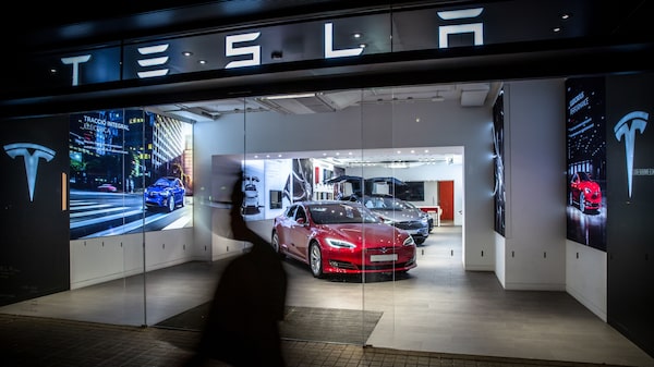 Analistas de Wall Street no han sido tan alcistas con Tesla desde 2015 Analistas de Wall Street no han sido tan alcistas con Tesla desde 2015