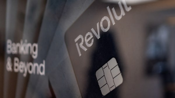 Revolut pede licença bancária na Suíça e mira alta renda do país em sua expansão global Revolut pede licença bancária na Suíça e mira alta renda do país em sua expansão global