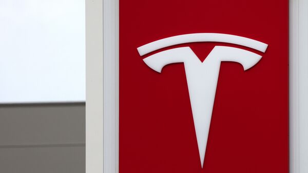 Beneficios de Tesla superan estimaciones; mantiene objetivo de alza de producción Beneficios de Tesla superan estimaciones; mantiene objetivo de alza de producción