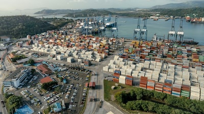 CK Hutchison amenaza con acciones legales si Maersk asume puertos clave en Panamá CK Hutchison amenaza con acciones legales si Maersk asume puertos clave en Panamá