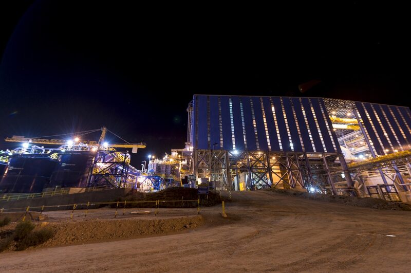 Antapaccay precisó que genera el 70% de ingresos por canon y regalías en la provincia de Espinar, región de Cusco, y alertó que este presupuesto para la zona se verá afectado por la restricción en las operaciones. Antapaccay precisó que genera el 70% de ingresos por canon y regalías en la provincia de Espinar, región de Cusco, y alertó que este presupuesto para la zona se verá afectado por la restricción en las operaciones.