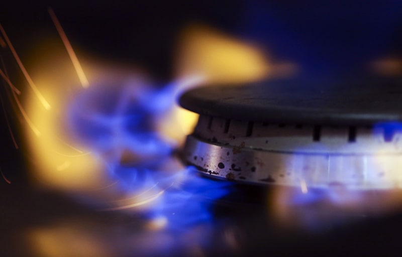 Existen 4.000 repartidores, de los cuales, solo 1% cuenta con permiso de distribución. Existen 4.000 repartidores, de los cuales, solo 1% cuenta con permiso de distribución.