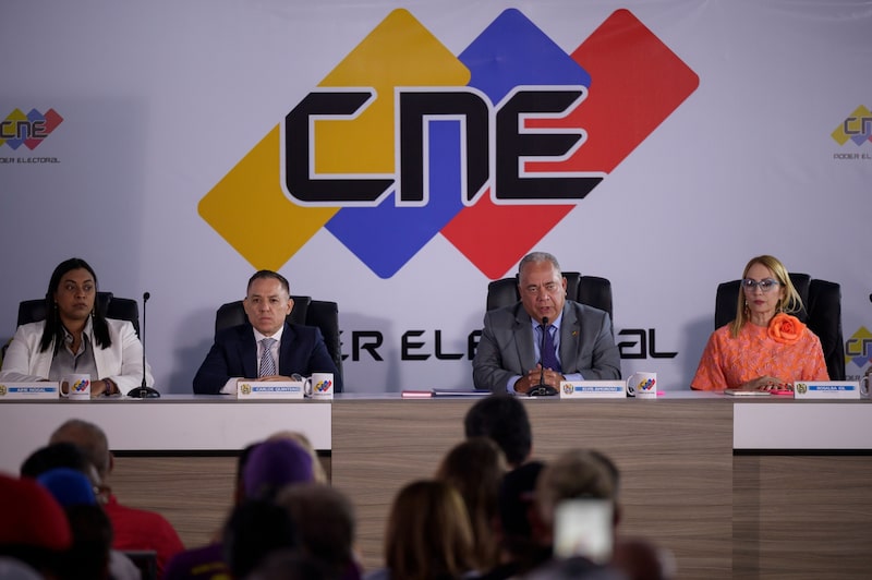 Elvis Hidrobo Amoroso, presidente y rector del Consejo Nacional Electoral (CNE). Elvis Hidrobo Amoroso, presidente y rector del Consejo Nacional Electoral (CNE).