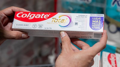 ¿Qué está pasando con la pasta dental Colgate Total Clean Mint en Centroamérica? ¿Qué está pasando con la pasta dental Colgate Total Clean Mint en Centroamérica?