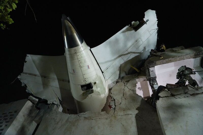 El lugar donde se estrelló el vuelo 171 de Air India Ltd. en Ahmedabad, Gujarat, India, el jueves 12 de junio de 2025. El lugar donde se estrelló el vuelo 171 de Air India Ltd. en Ahmedabad, Gujarat, India, el jueves 12 de junio de 2025.