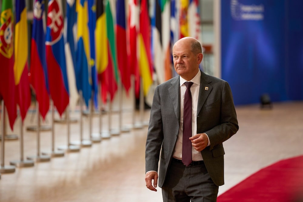 Olaf Scholz seguirá gobernando con los Verdes en calidad de interino hasta que se forme un nuevo gobierno. Olaf Scholz seguirá gobernando con los Verdes en calidad de interino hasta que se forme un nuevo gobierno.