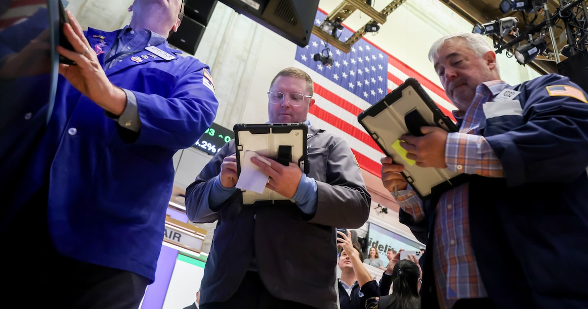 RECONFIGURACIÓN ECONÓMICA GLOBAL: FRAGMENTACIÓN Y SEGURIDAD