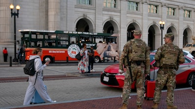 Washington demanda a Donald Trump por intento de controlar la policía de la ciudad Washington demanda a Donald Trump por intento de controlar la policía de la ciudad